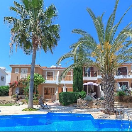 Eden Gardens Villa Paphos Ngoại thất bức ảnh
