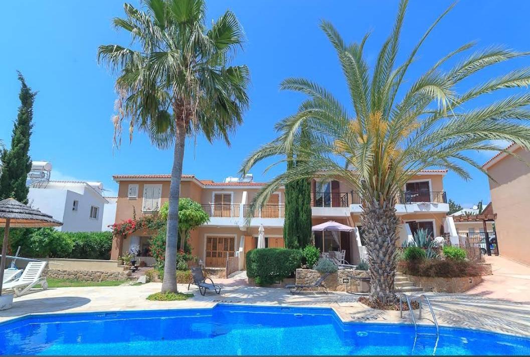 Eden Gardens Villa Paphos Ngoại thất bức ảnh