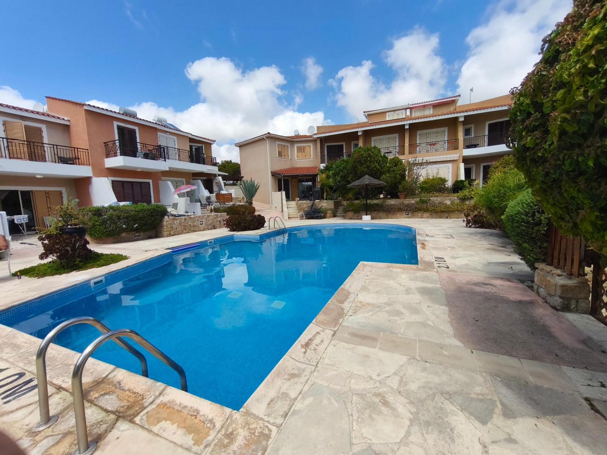 Eden Gardens Villa Paphos Ngoại thất bức ảnh